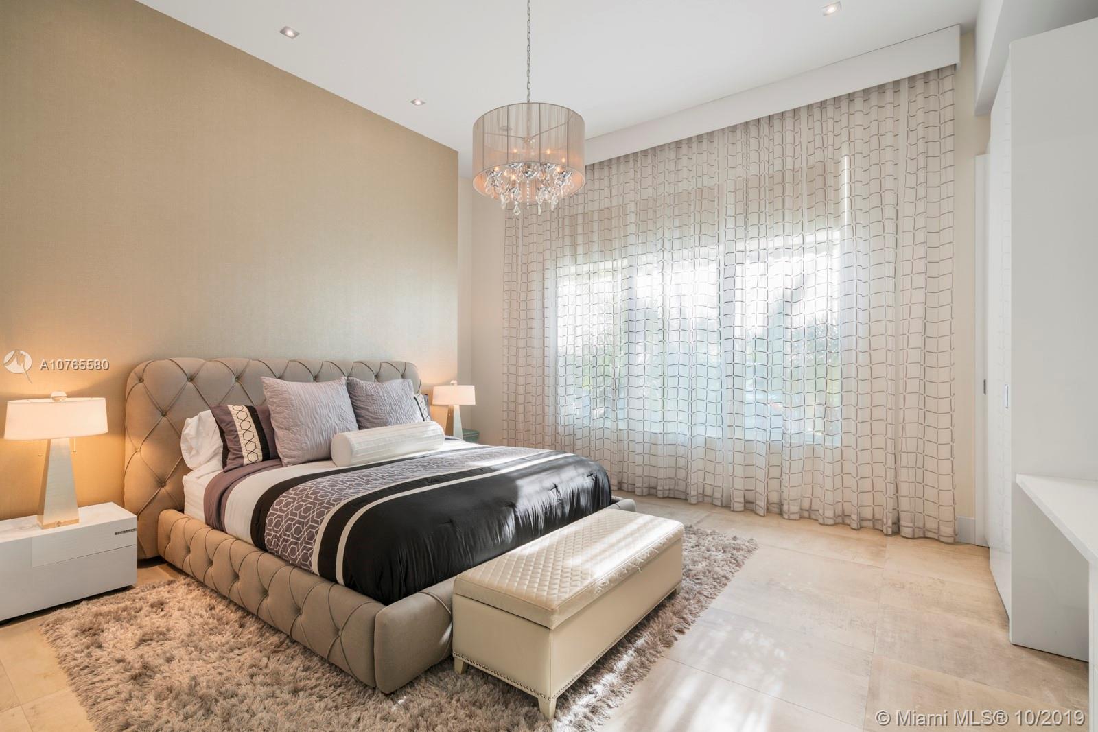 LAUDERDALE ISLES REAMEN P - Residential