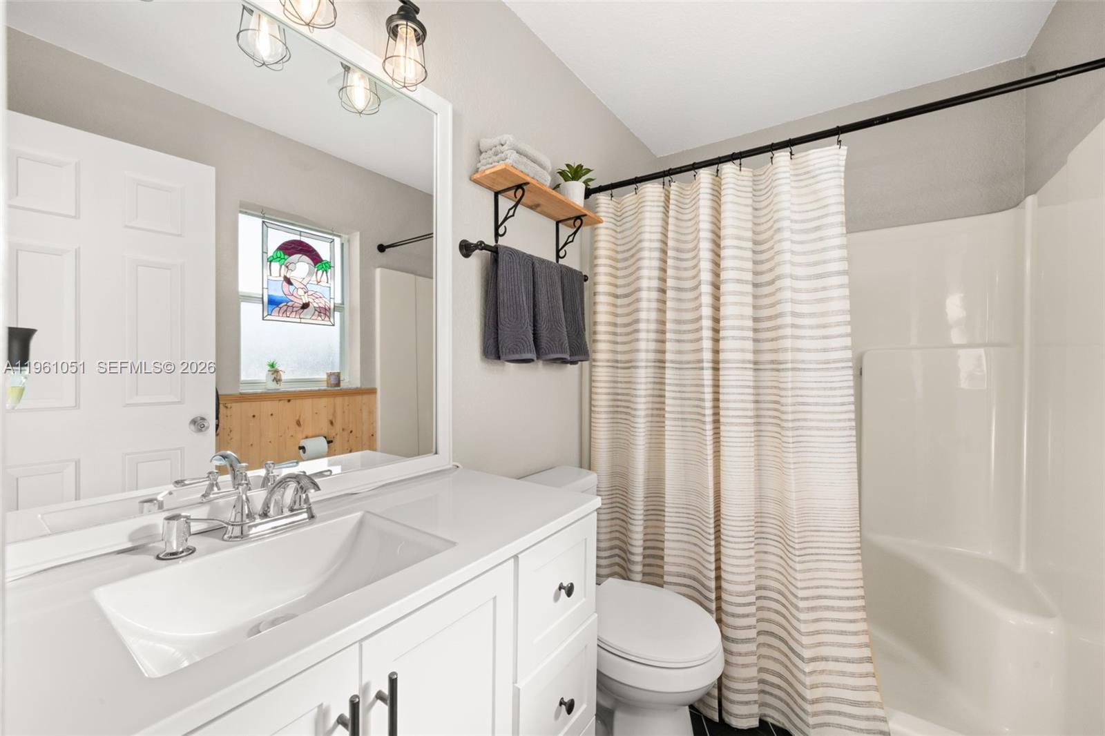 ERIN PARK CANALS - Residential