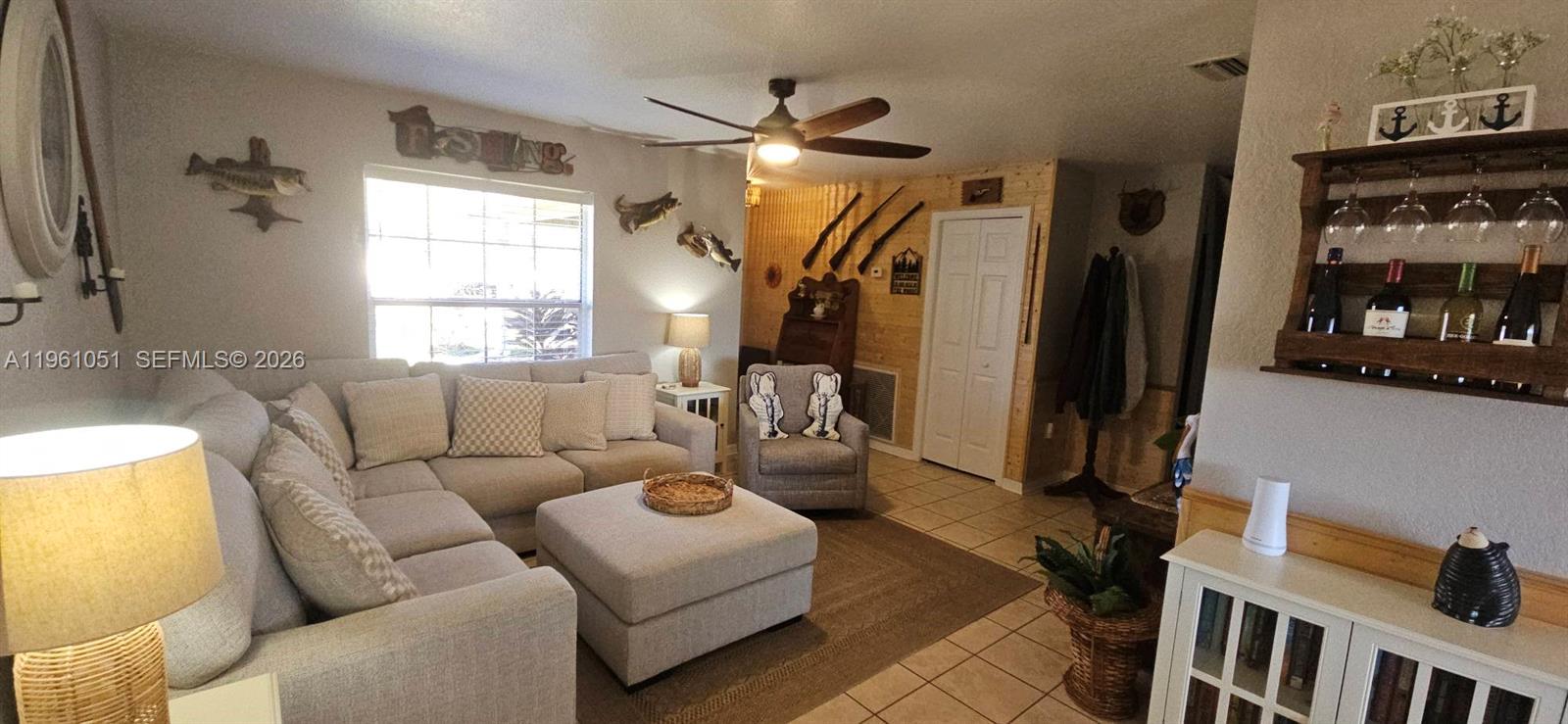 ERIN PARK CANALS - Residential