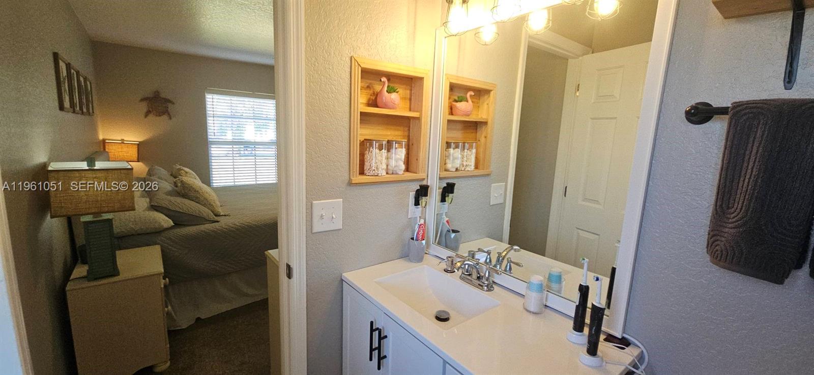 ERIN PARK CANALS - Residential