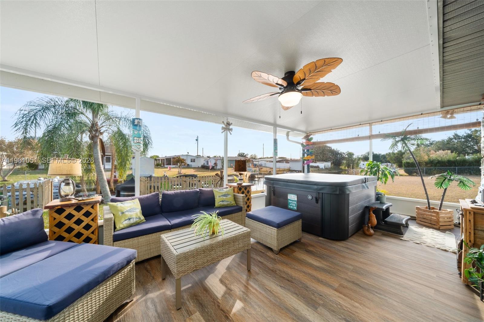 ERIN PARK CANALS - Residential