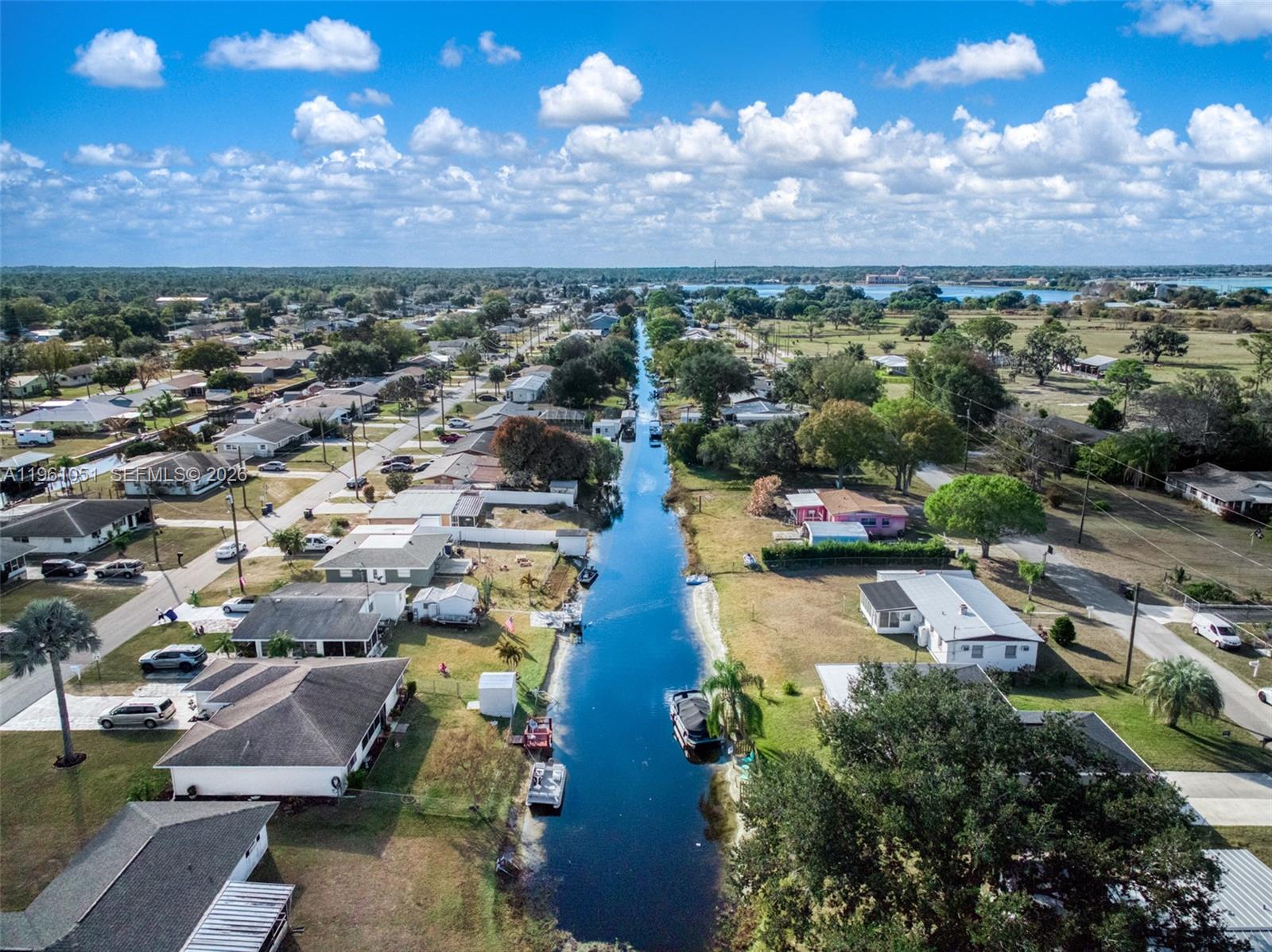 ERIN PARK CANALS - Residential