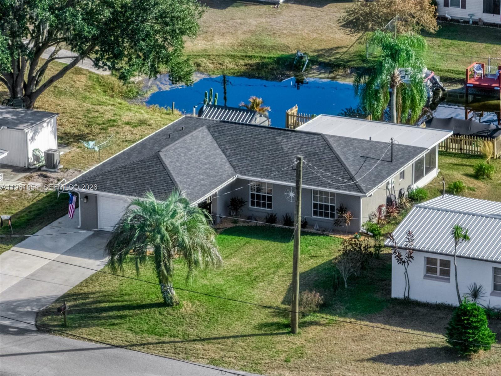 ERIN PARK CANALS - Residential