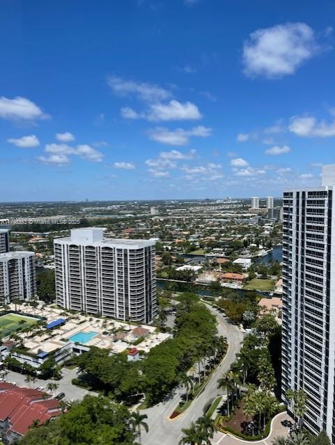 SOUTH TOWER AT THE POINT - Residential Lease