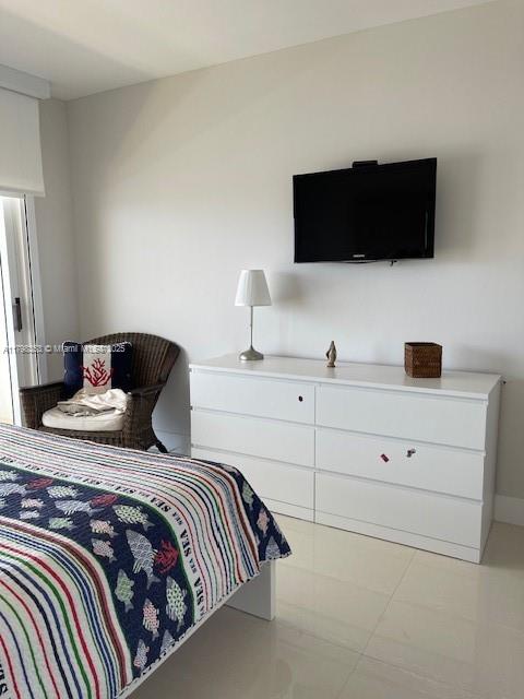 SOUTH TOWER AT THE POINT - Residential Lease