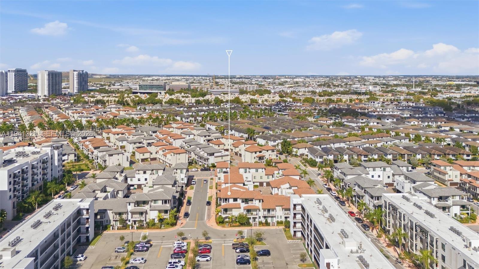 DOWNTOWN DORAL SOUTH PHAS - Residential