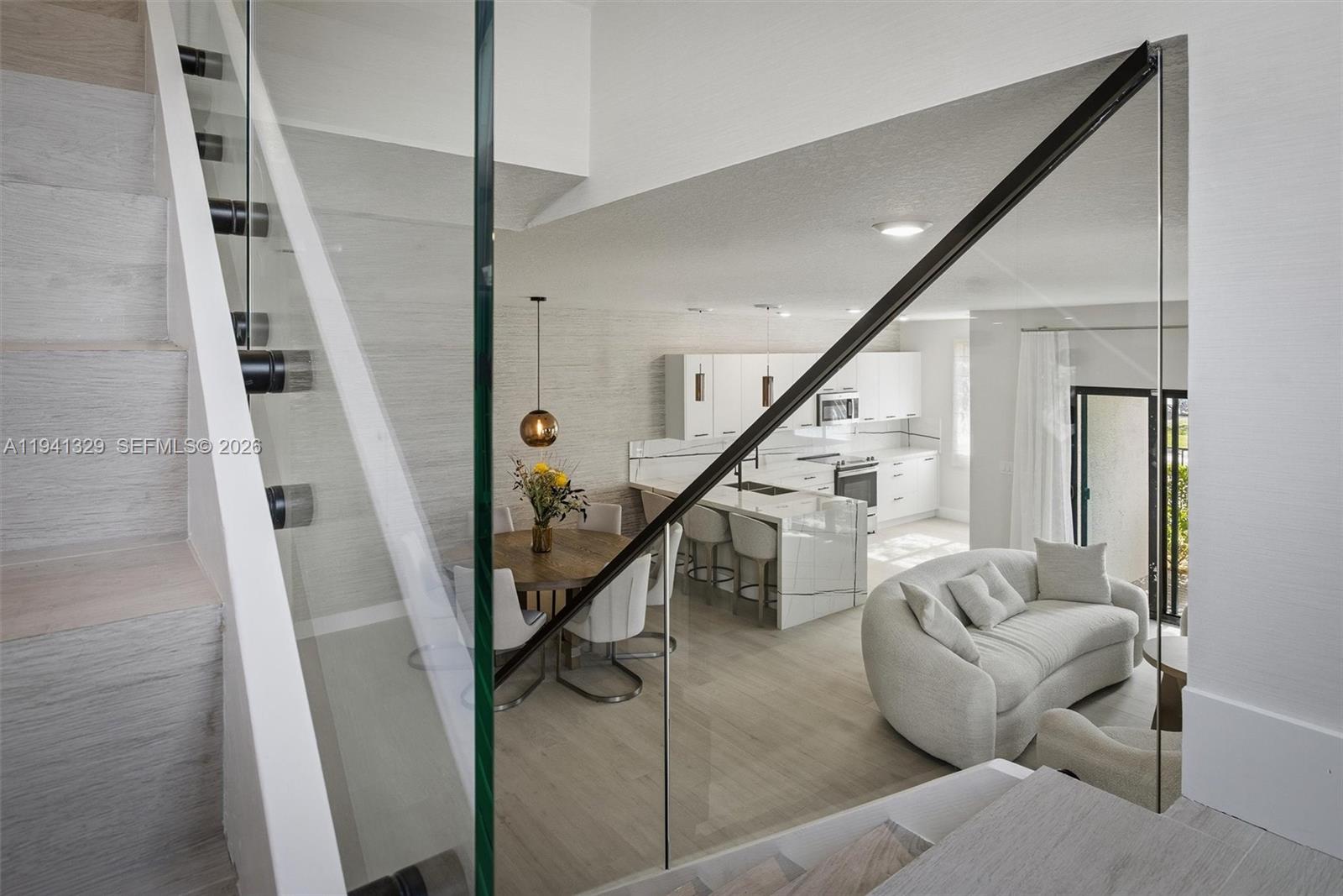 DOWNTOWN DORAL SOUTH PHAS - Residential