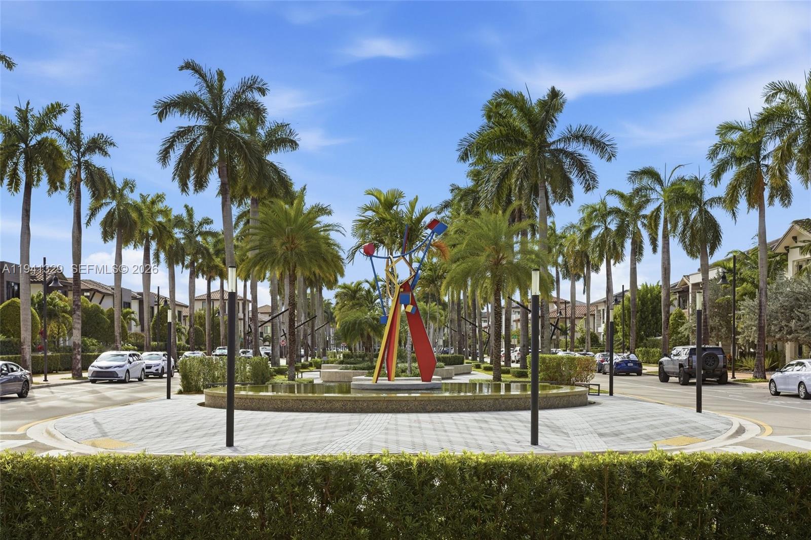 DOWNTOWN DORAL SOUTH PHAS - Residential