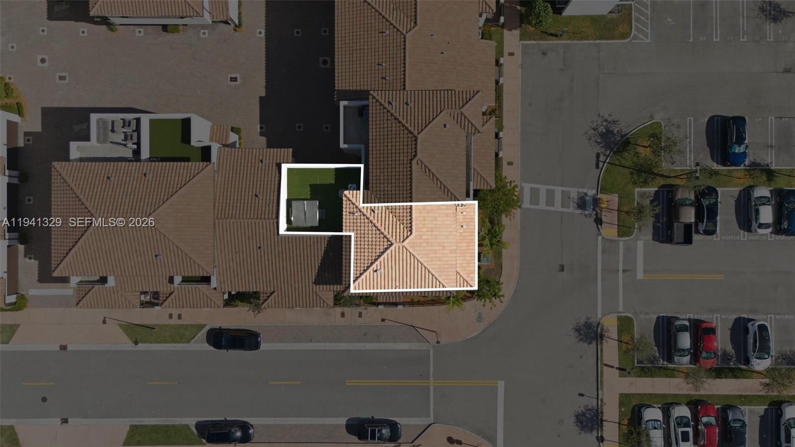 DOWNTOWN DORAL SOUTH PHAS - Residential