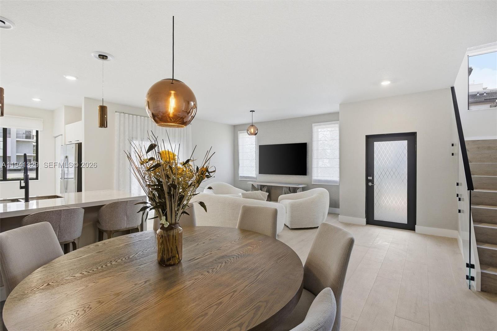 DOWNTOWN DORAL SOUTH PHAS - Residential