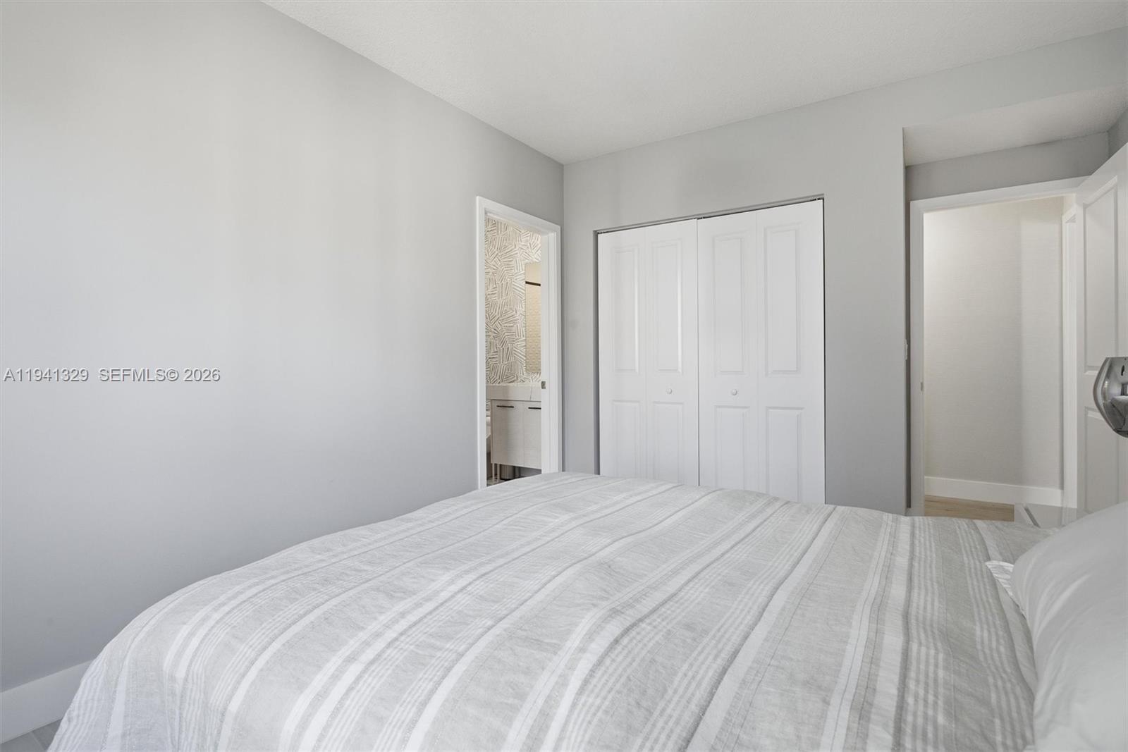 DOWNTOWN DORAL SOUTH PHAS - Residential