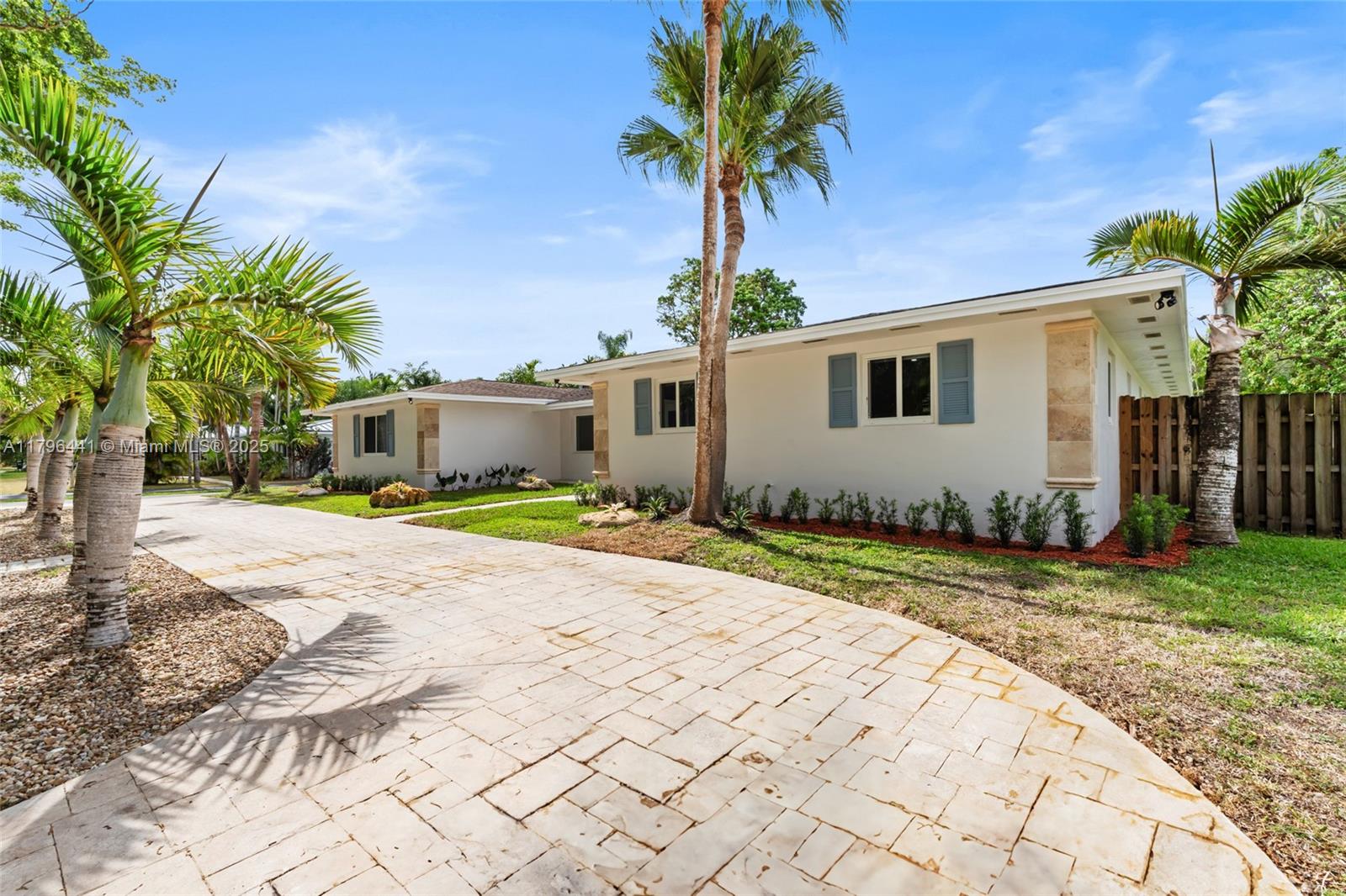 8860 SW 160th St