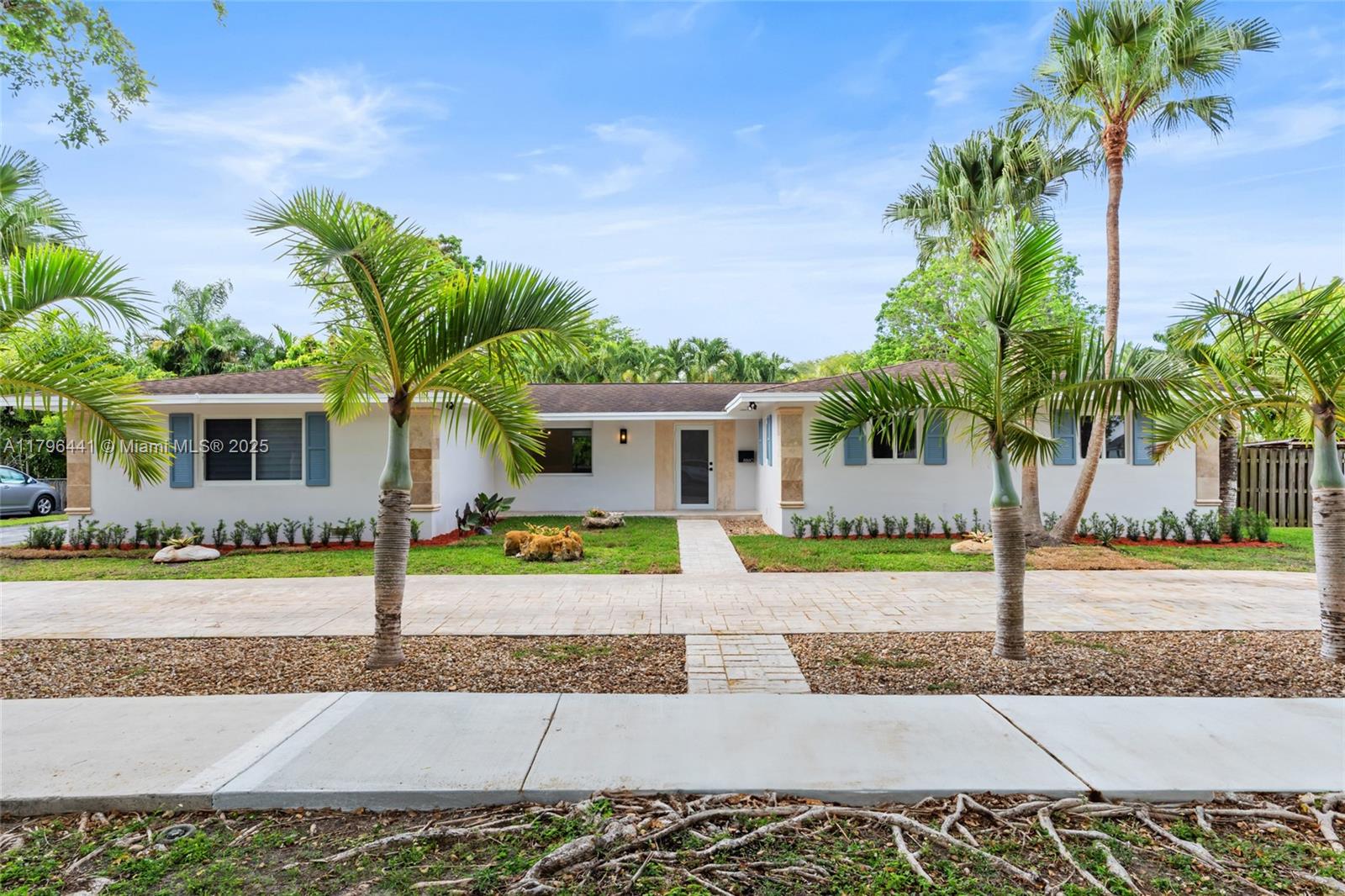 Rental Property at 8860 Sw 160th St, Palmetto Bay, Miami-Dade County, Florida - Bedrooms: 3 
Bathrooms: 3  - $5,950 MO.