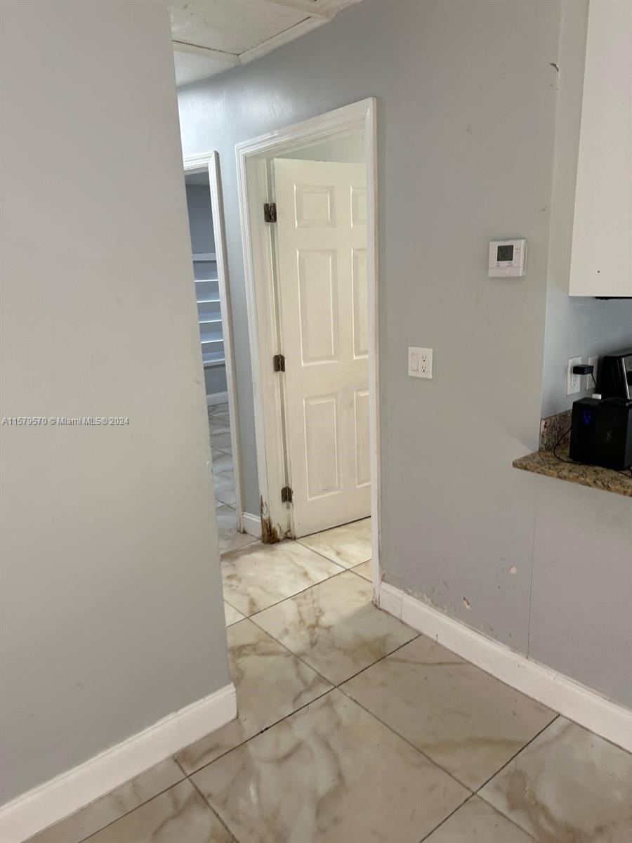 WEST GATE ESTATES NORTHER - Residential Income