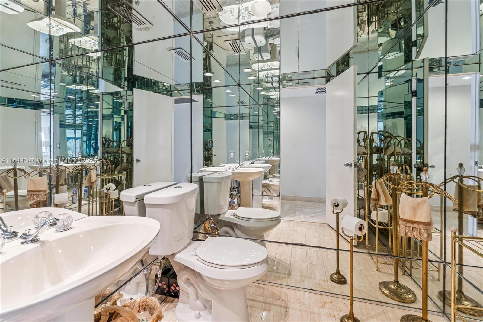 THE TIFFANY OF BAL HARBOUR - Residential Lease