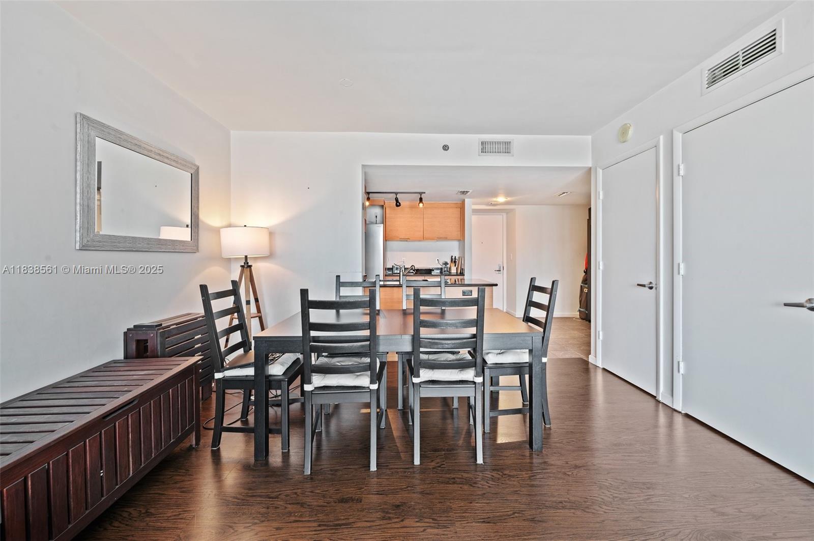 50 Biscayne Blvd 3605