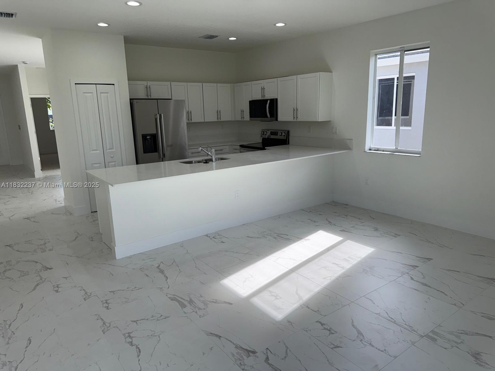 MIAMI LAND AND DEVELOPMEN - Residential