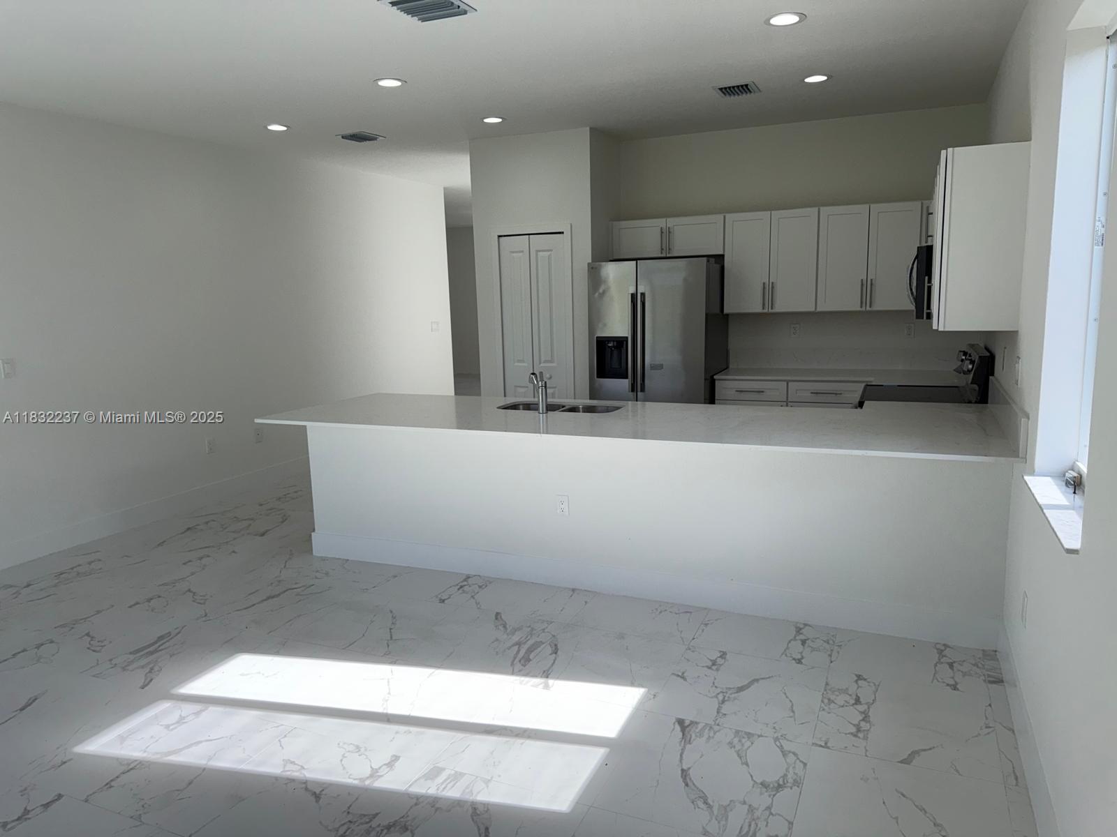 MIAMI LAND AND DEVELOPMEN - Residential