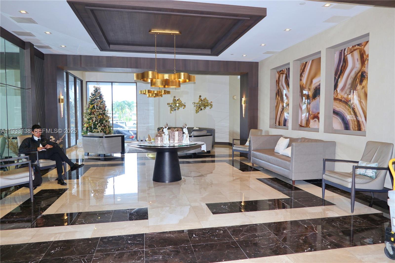 WATERVIEW CONDO - Residential Lease