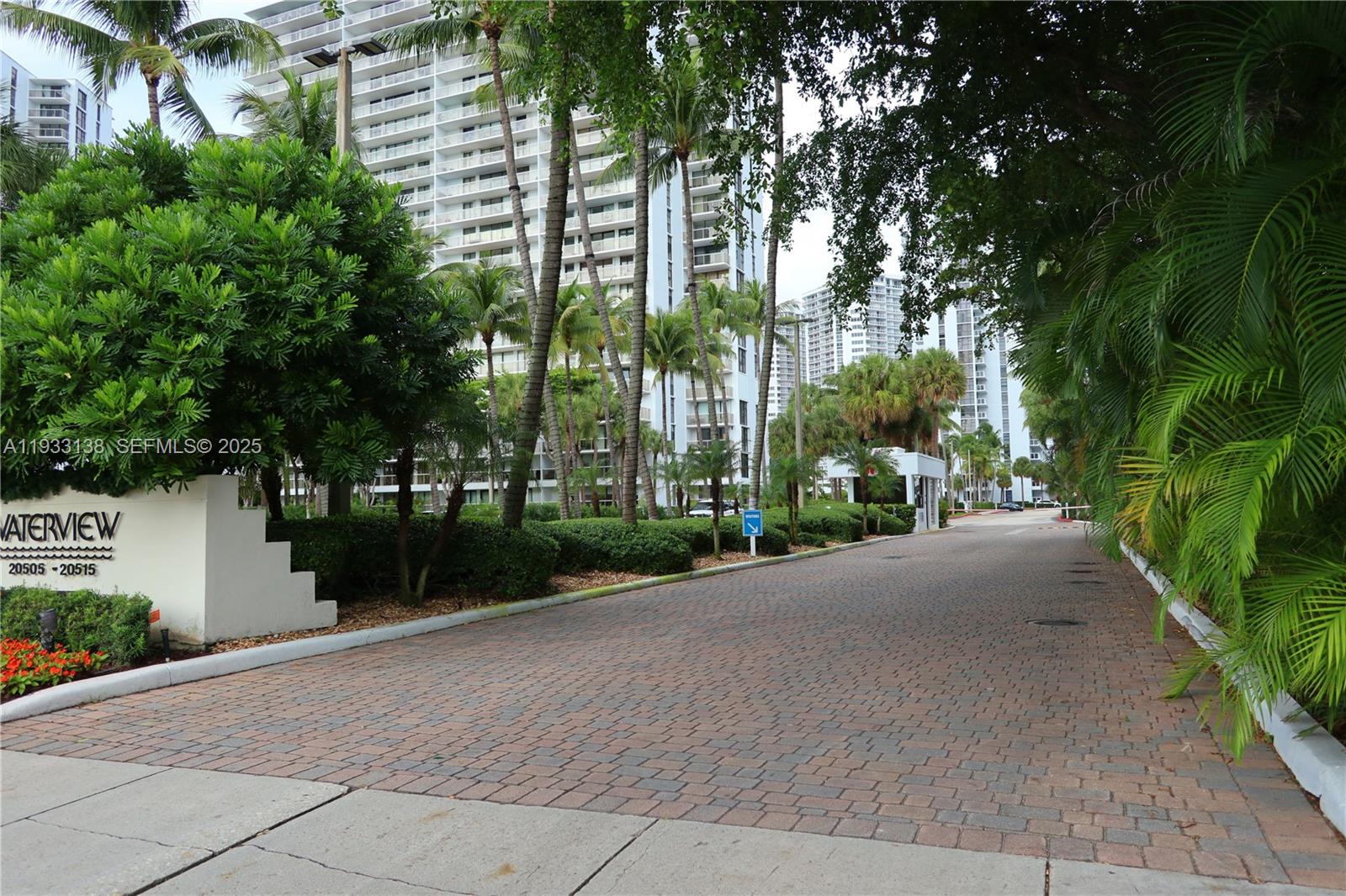 WATERVIEW CONDO - Residential Lease