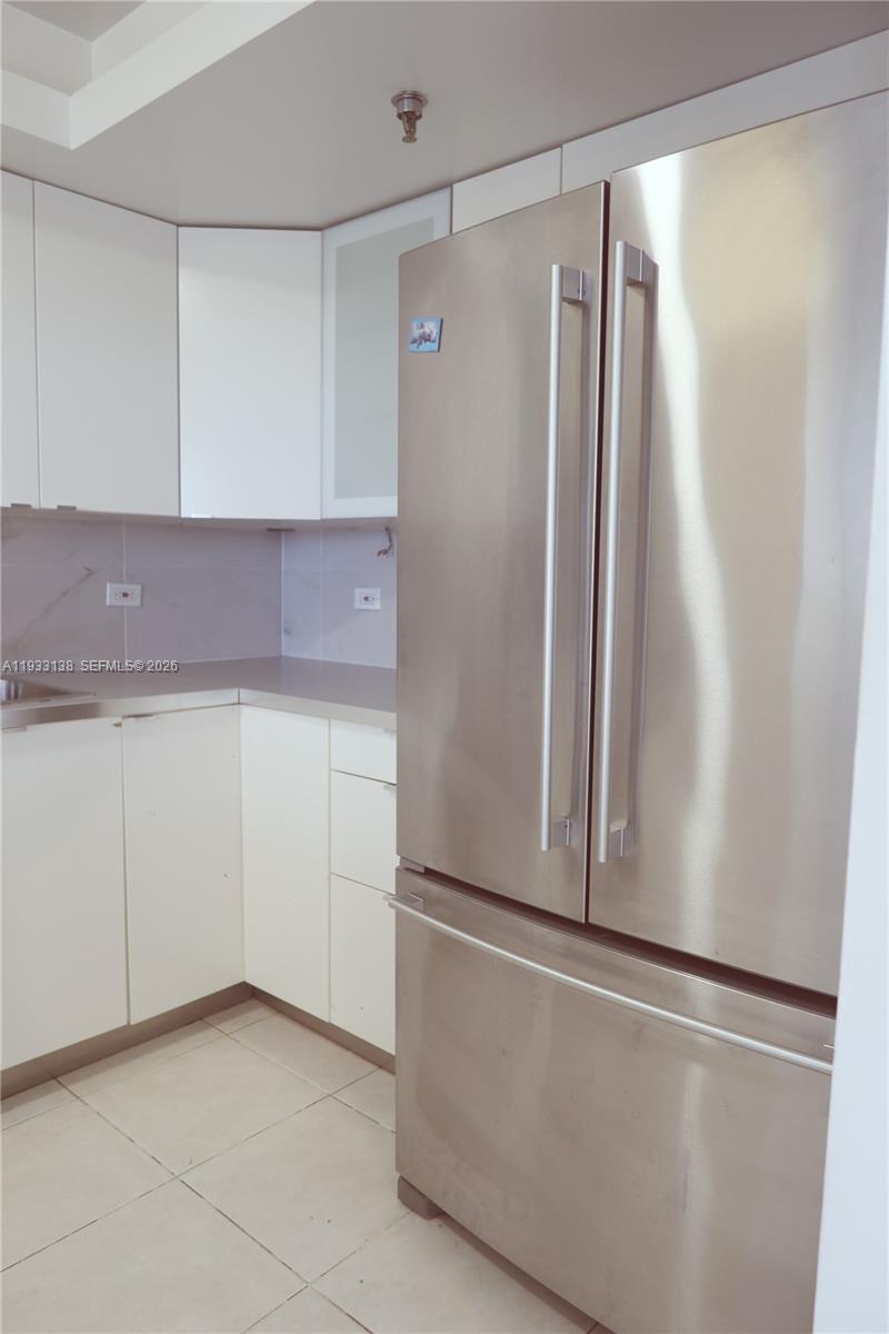 WATERVIEW CONDO - Residential Lease