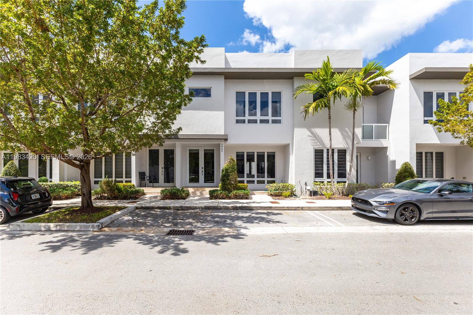 LANDMARK AT DORAL - Residential