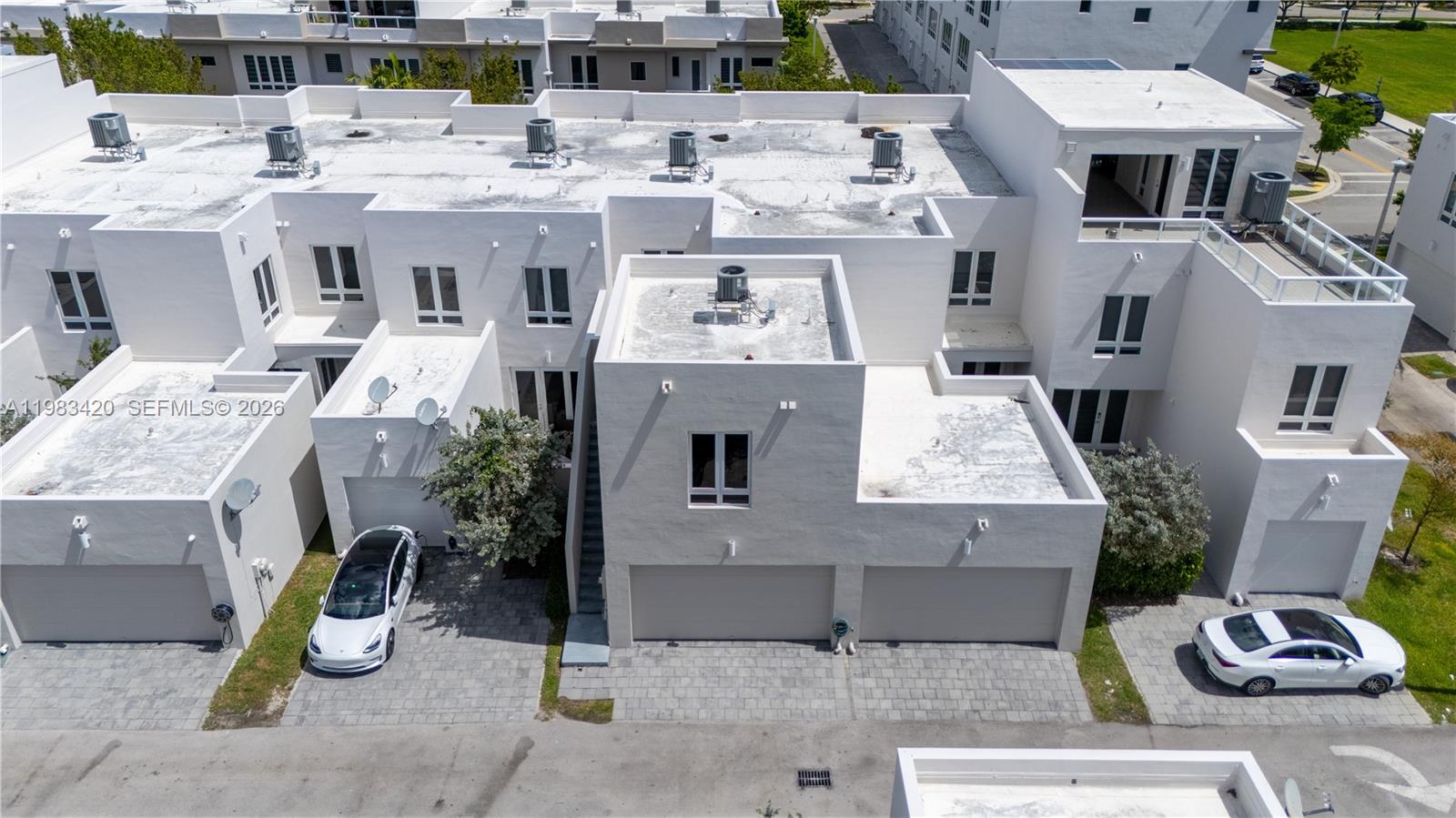 LANDMARK AT DORAL - Residential