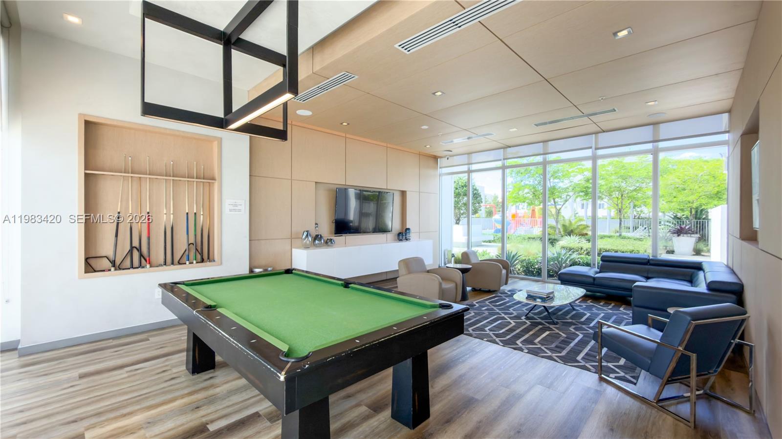 LANDMARK AT DORAL - Residential