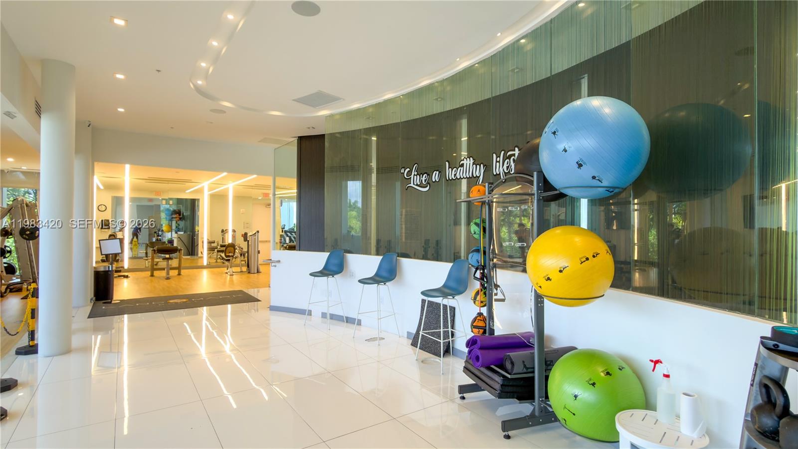 LANDMARK AT DORAL - Residential