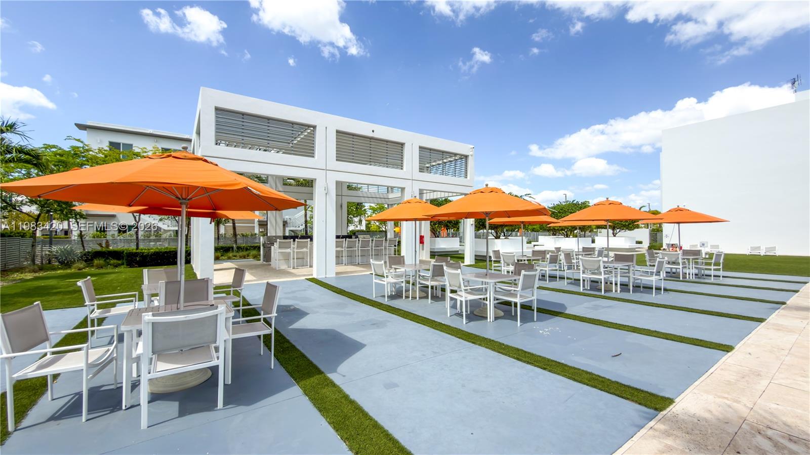 LANDMARK AT DORAL - Residential