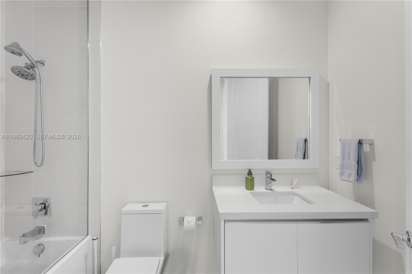 LANDMARK AT DORAL - Residential