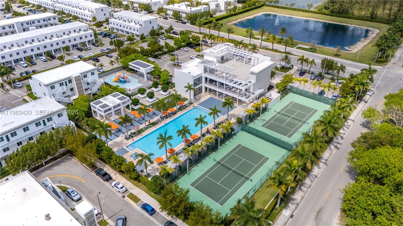 LANDMARK AT DORAL - Residential