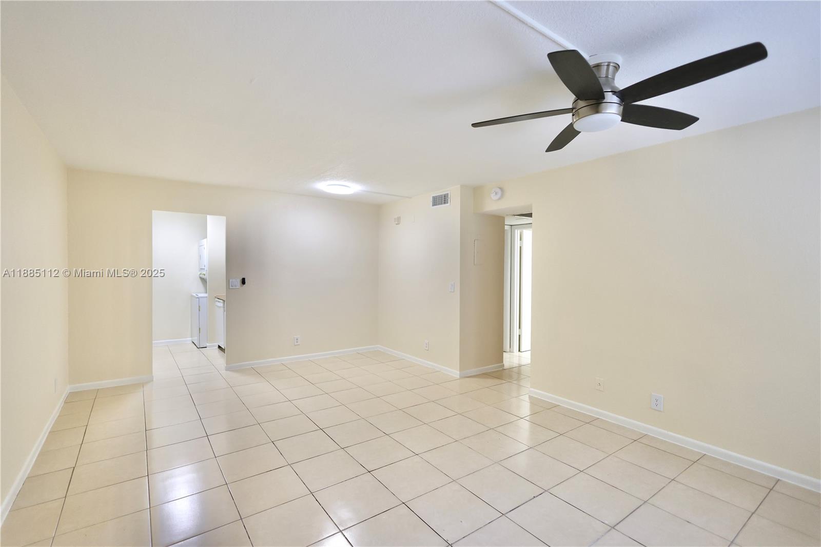 LAKEWOOD VILLAGE - Residential