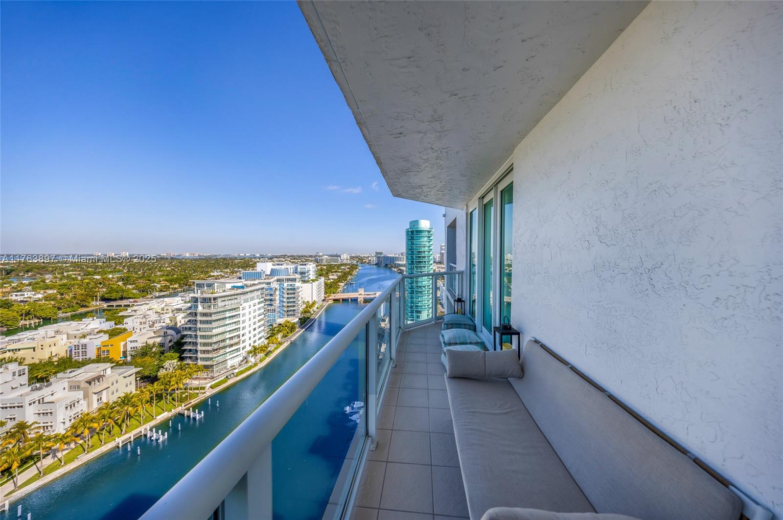 THE GRANDVIEW CONDO - Residential