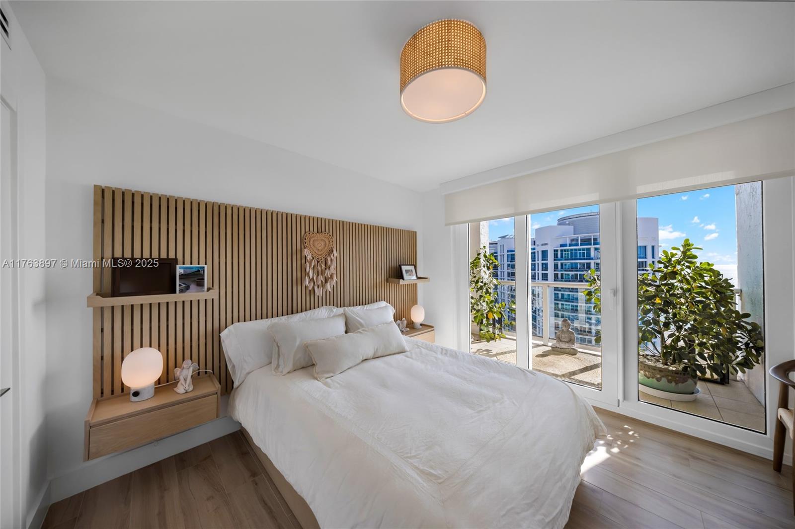 THE GRANDVIEW CONDO - Residential