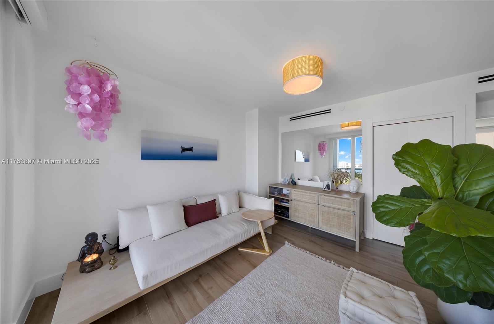 THE GRANDVIEW CONDO - Residential