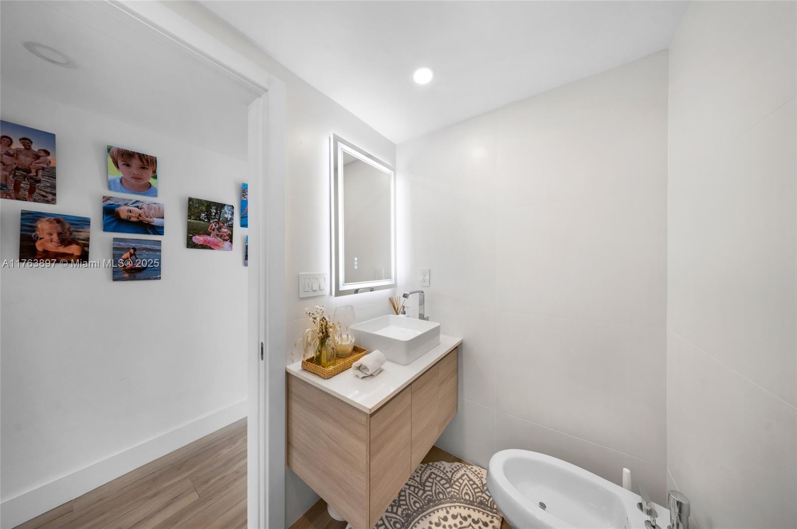 THE GRANDVIEW CONDO - Residential