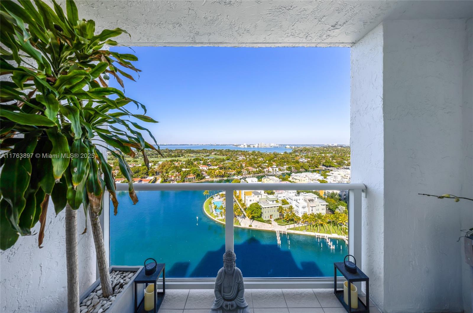 THE GRANDVIEW CONDO - Residential