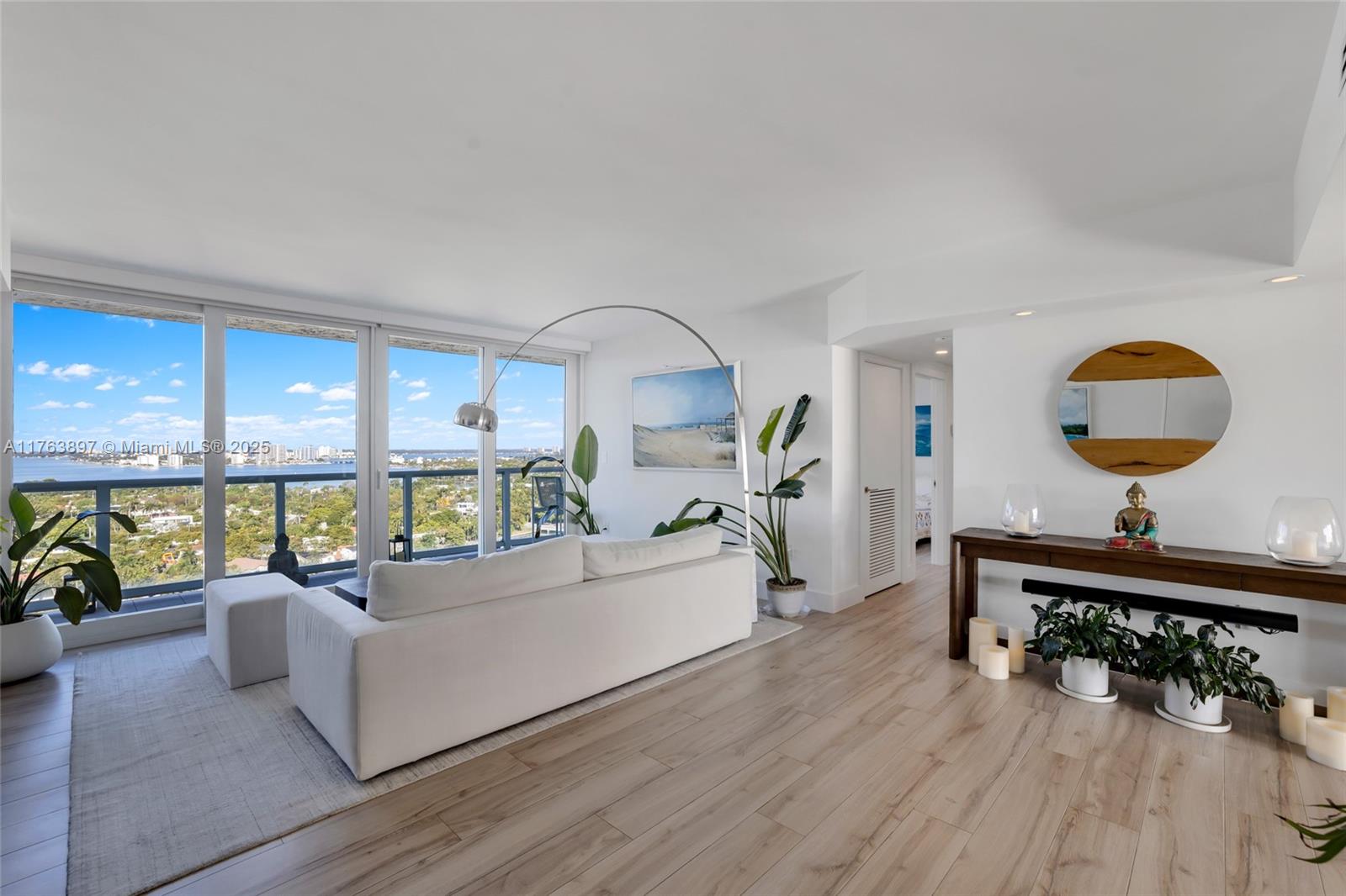 Amazon apartment , unified 2 units. Sunset and Sunrise every day, all new. Tastefully decorated, private foyer. New appliances, windproof windows, Ac. Must see. One of a kind apartment.. Building completely remodeled with 24hr concierge, heated swimming pool, hot water jacuzzi, gym, club house, & right across from one of the most beautiful beach areas of Miami Beach.