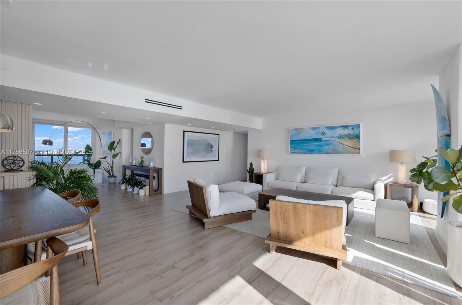 THE GRANDVIEW CONDO - Residential