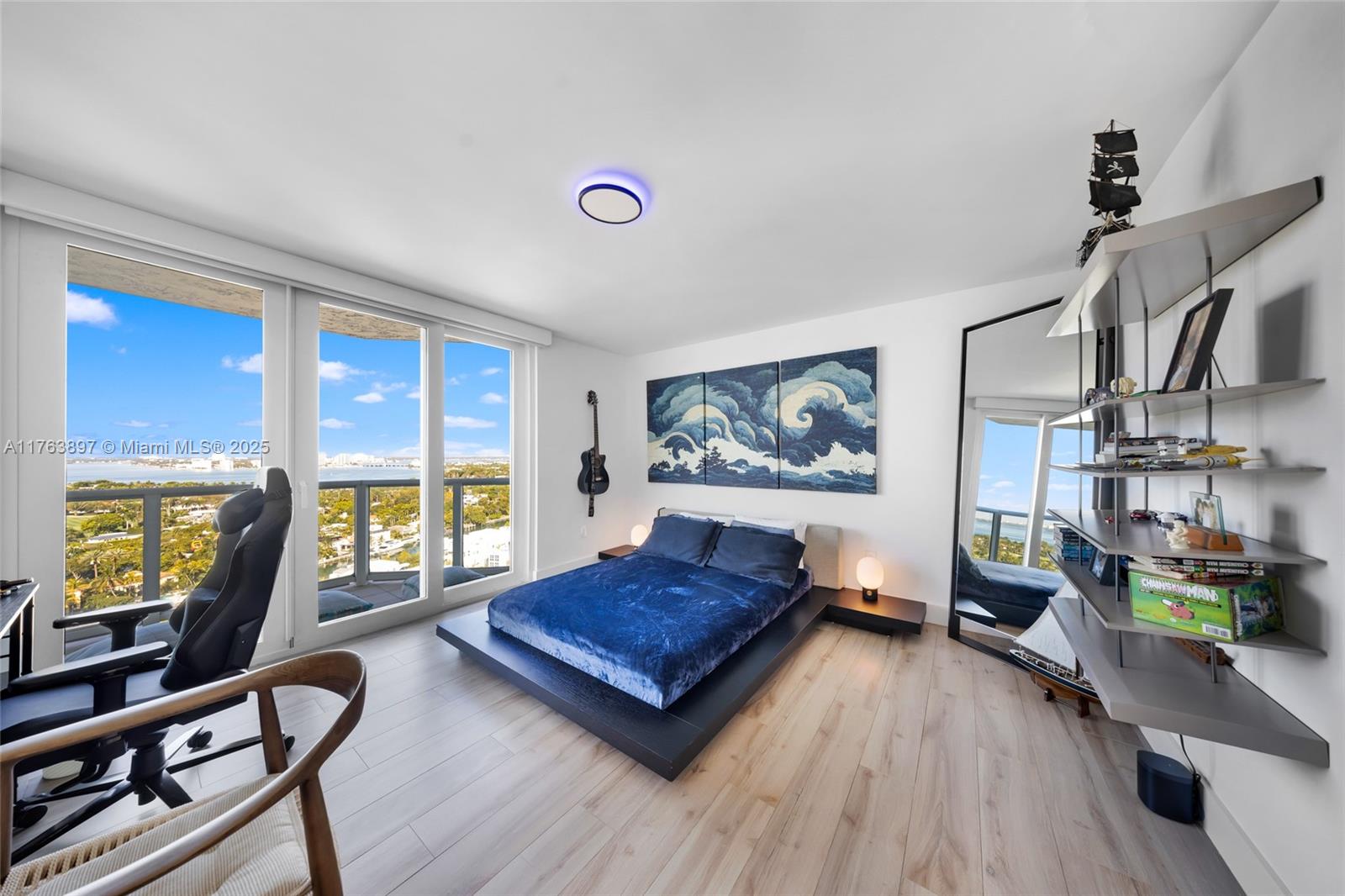 THE GRANDVIEW CONDO - Residential