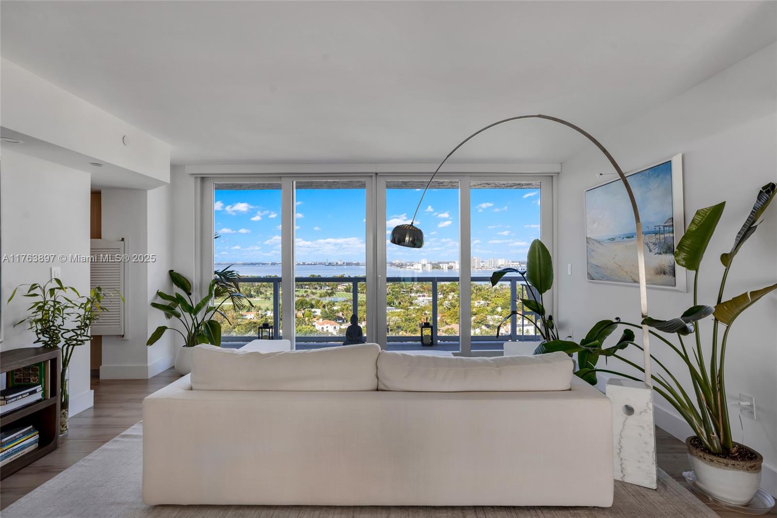 THE GRANDVIEW CONDO - Residential