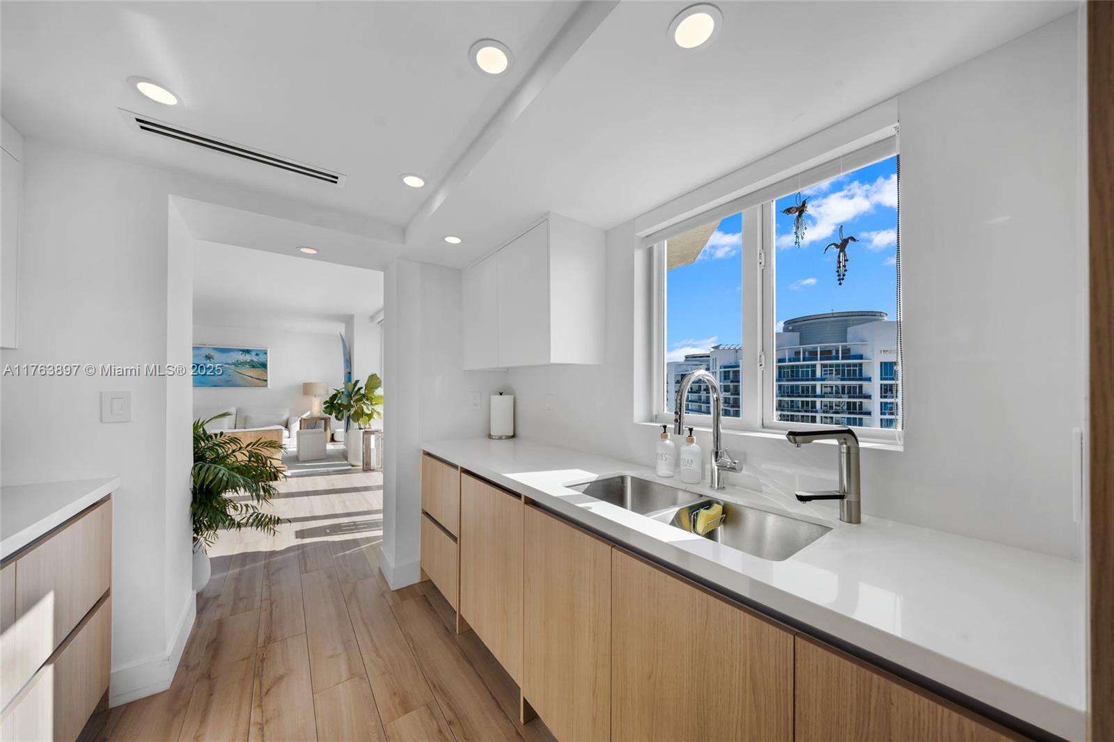 THE GRANDVIEW CONDO - Residential