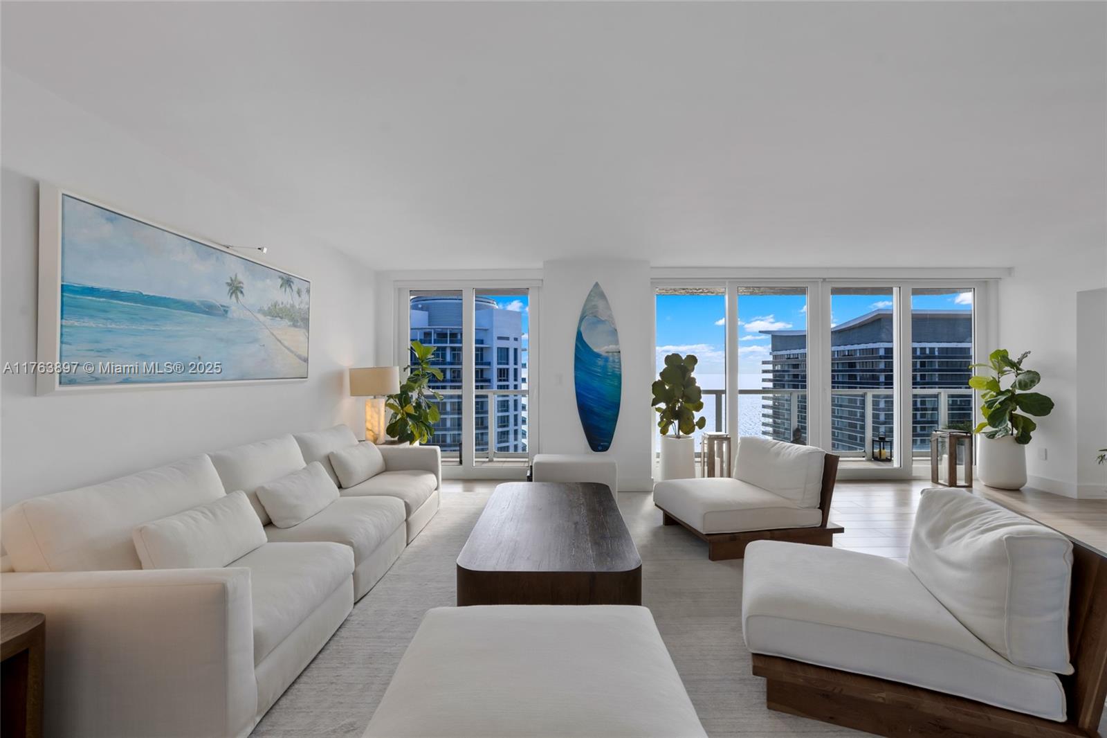 THE GRANDVIEW CONDO - Residential
