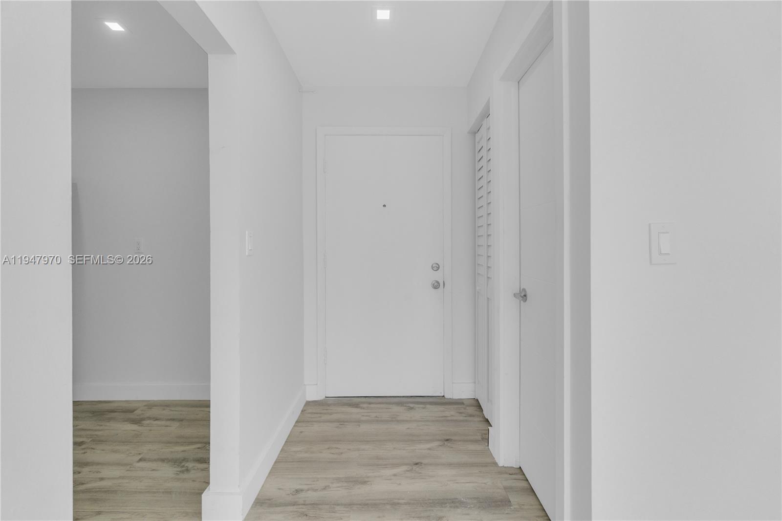 CARLYLE CONDOMINIUM - Residential