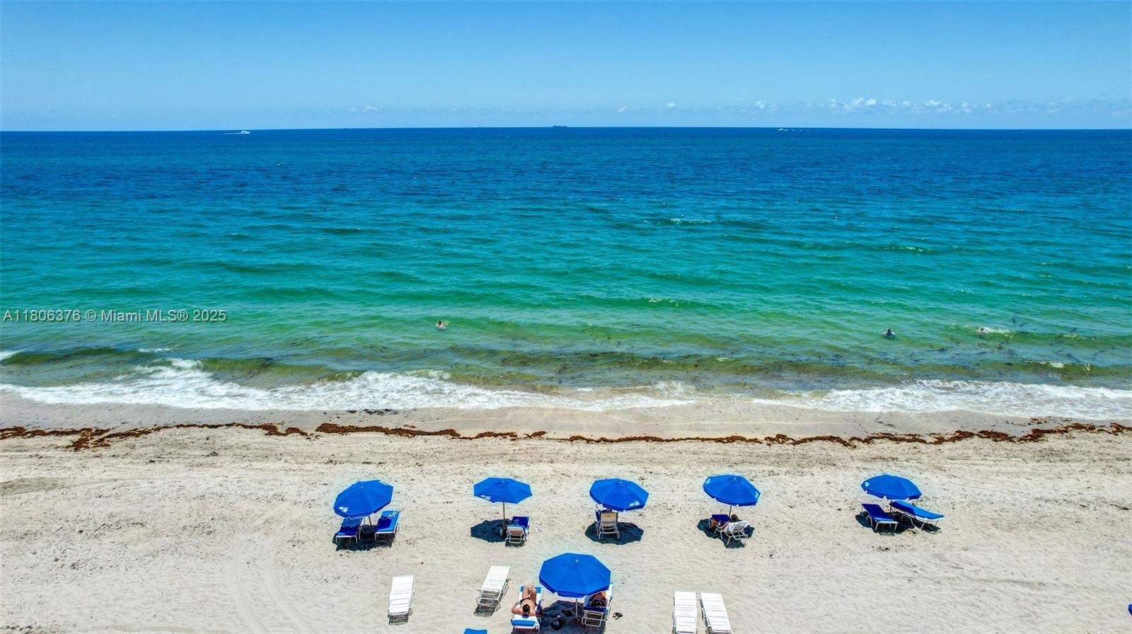 GALLEON CONDO - Residential