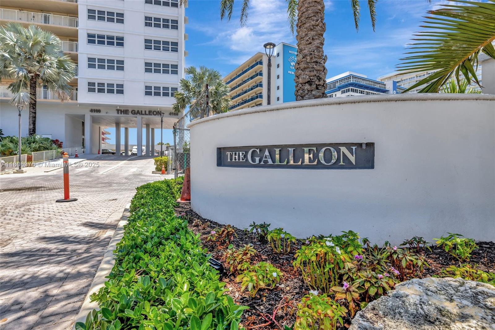 GALLEON CONDO - Residential