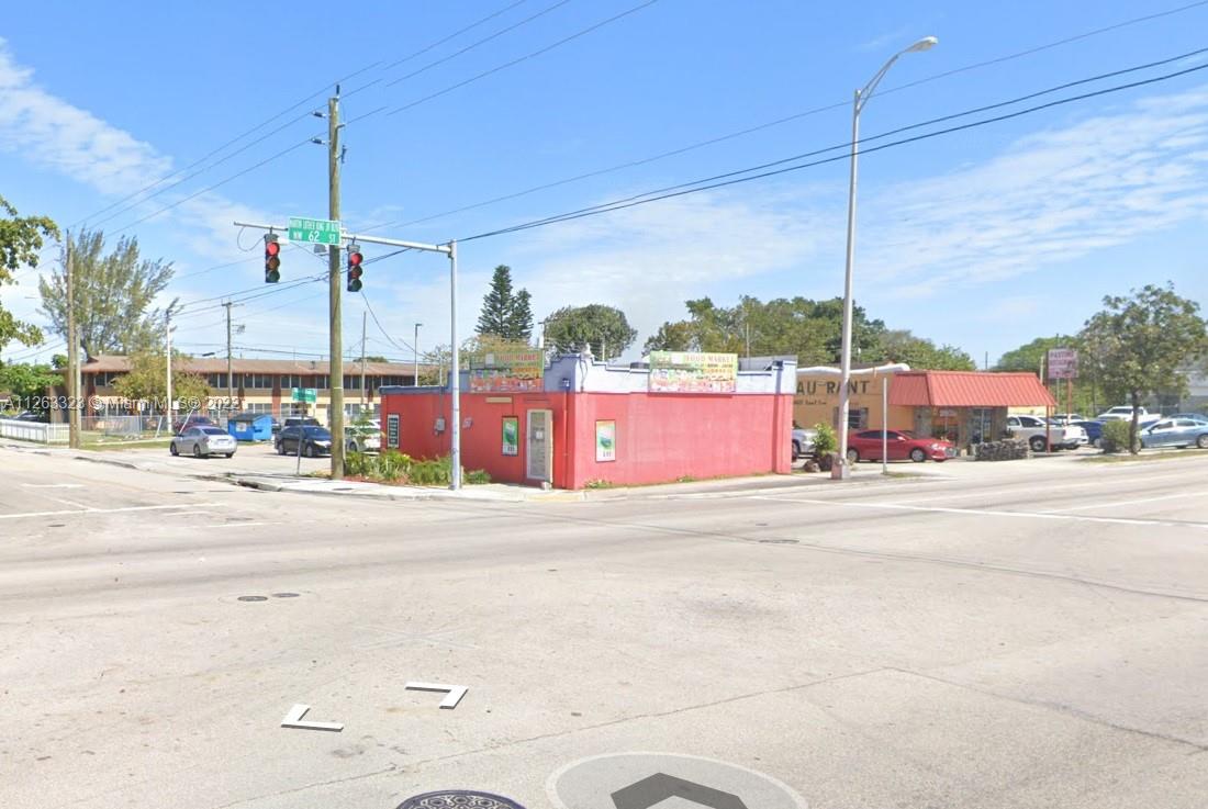 2467 NW 62nd St