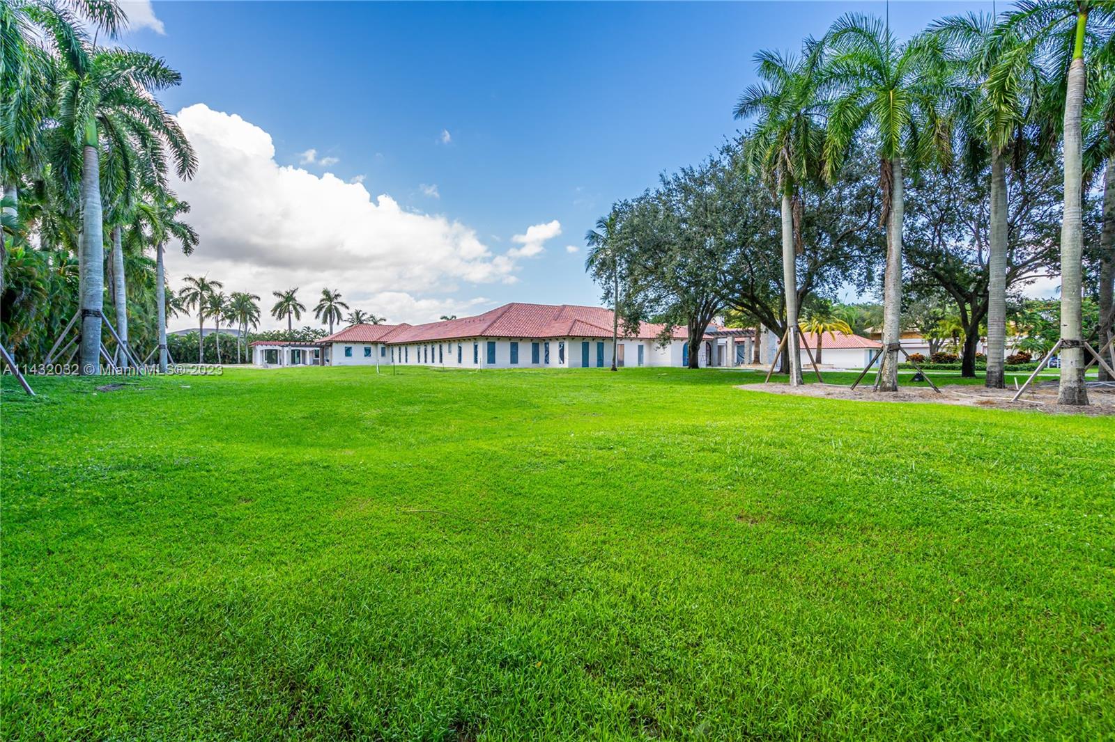 PALM BEACH FARMS CO 3 - Residential