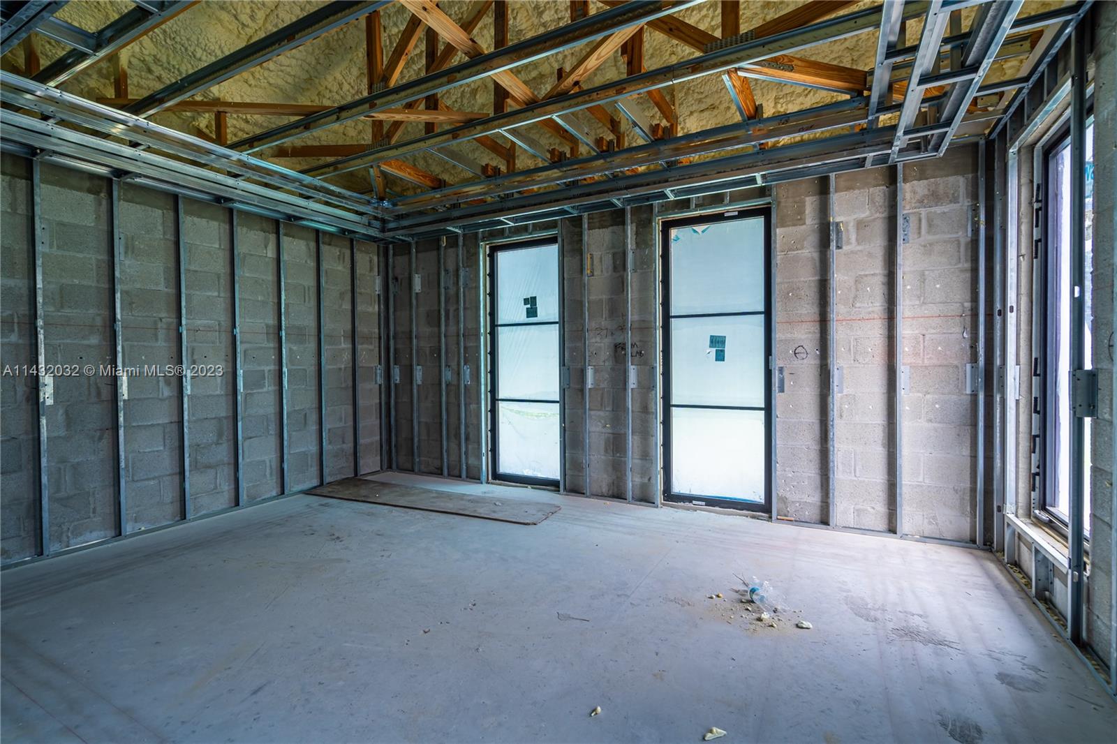 PALM BEACH FARMS CO 3 - Residential